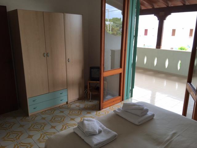 Apartamento Il Girasole Torre dell'Orso Exterior foto